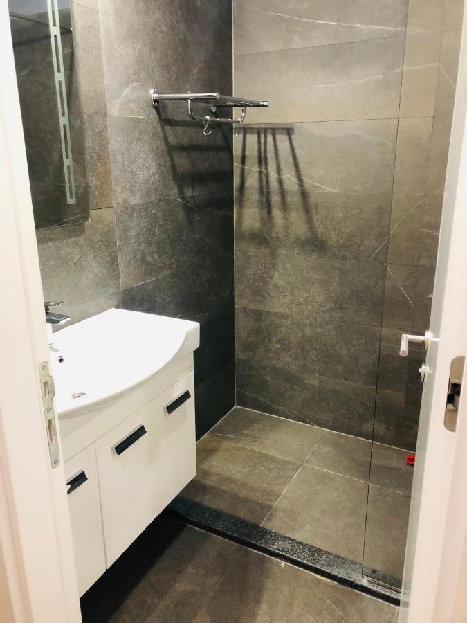 Swiss Central Luxury Apartment 132M2 Sarajevo Ngoại thất bức ảnh